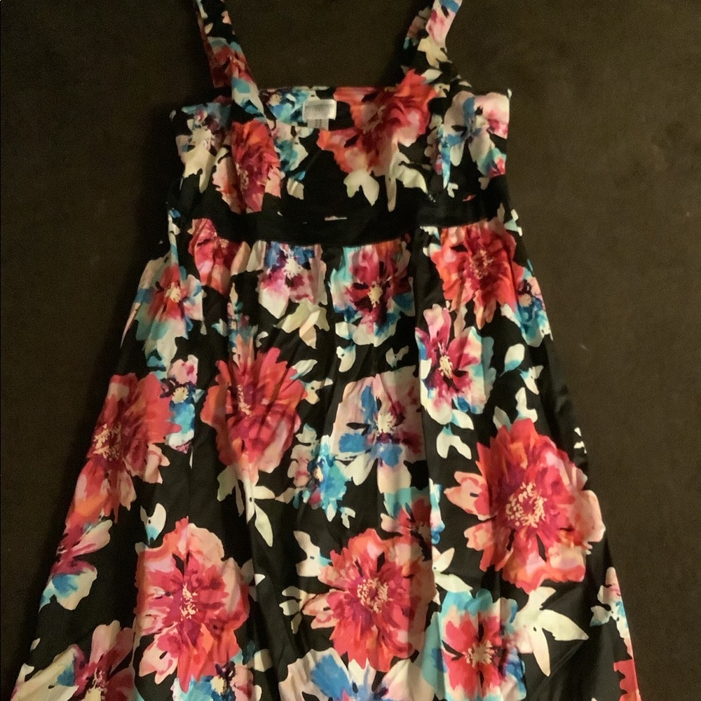 Motherhood maternity size M sun dress
